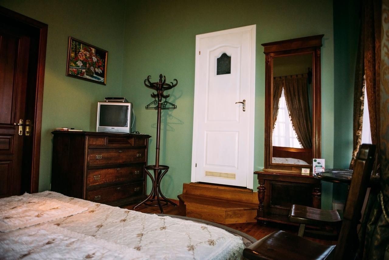 Antique House Hotel Dubno Exterior foto
